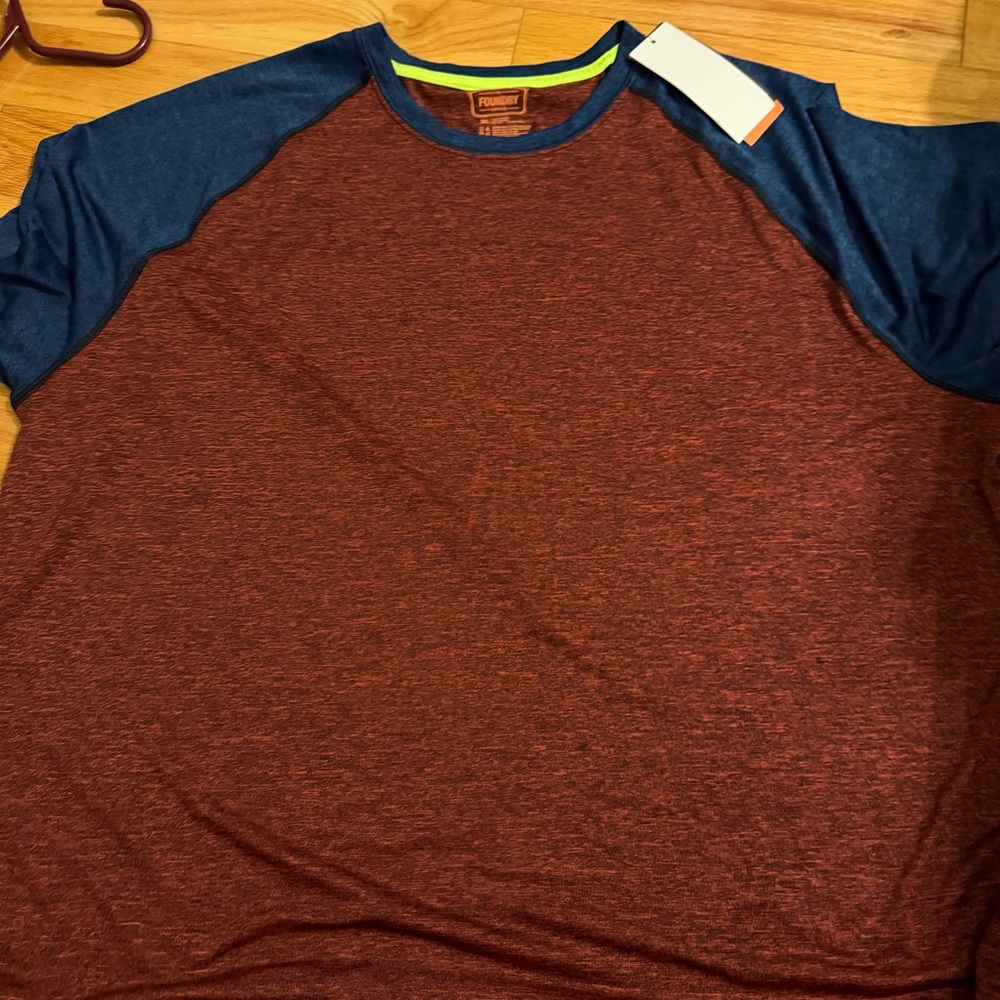 Men’s tee